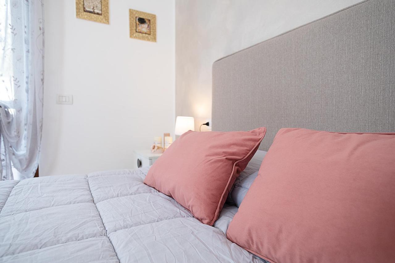 Apartment L'Archetto And Villetta Gruber - Regarda Travel لاتيزي المظهر الخارجي الصورة